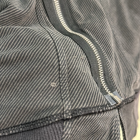 Lululemon Mula bundle wrap assymetrical zip jacket - Picture 7 of 13